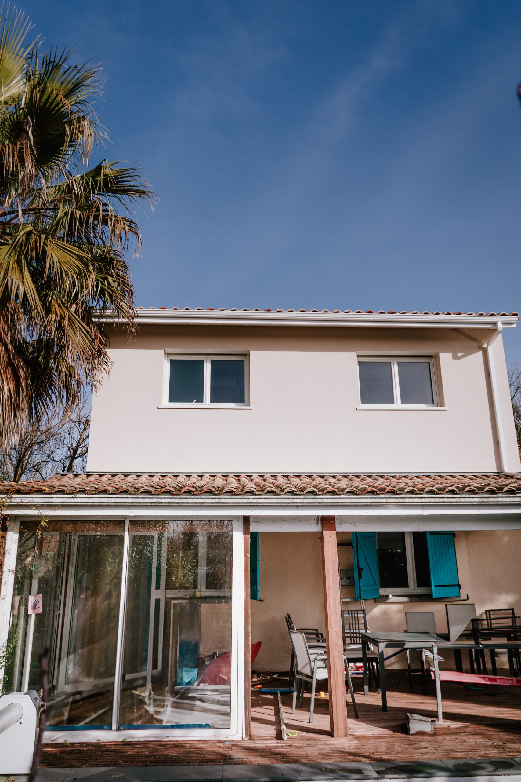 Surélévation de maison individuelle à Eysines près de Bordeaux, charpente bois
